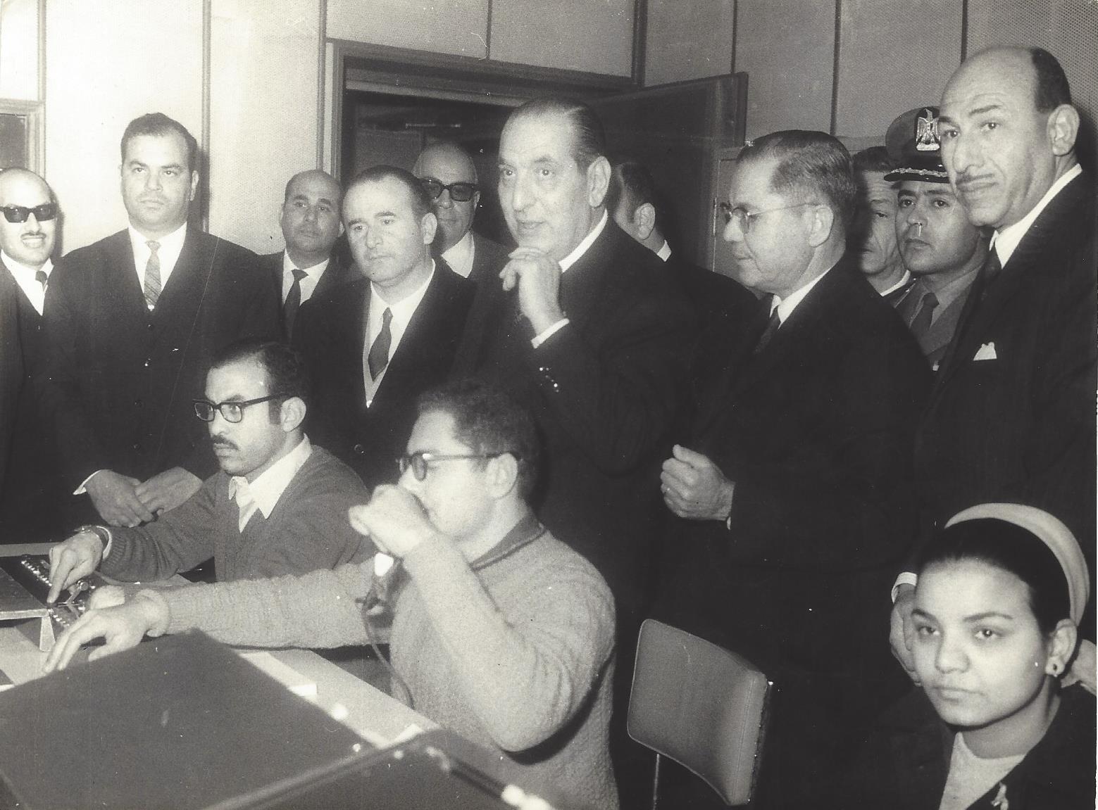 في زيارة رسمية مع الرئيس شارل حلو الى الاذاعة والتلفزيون في مصر 1970 أنطون نخله قازان